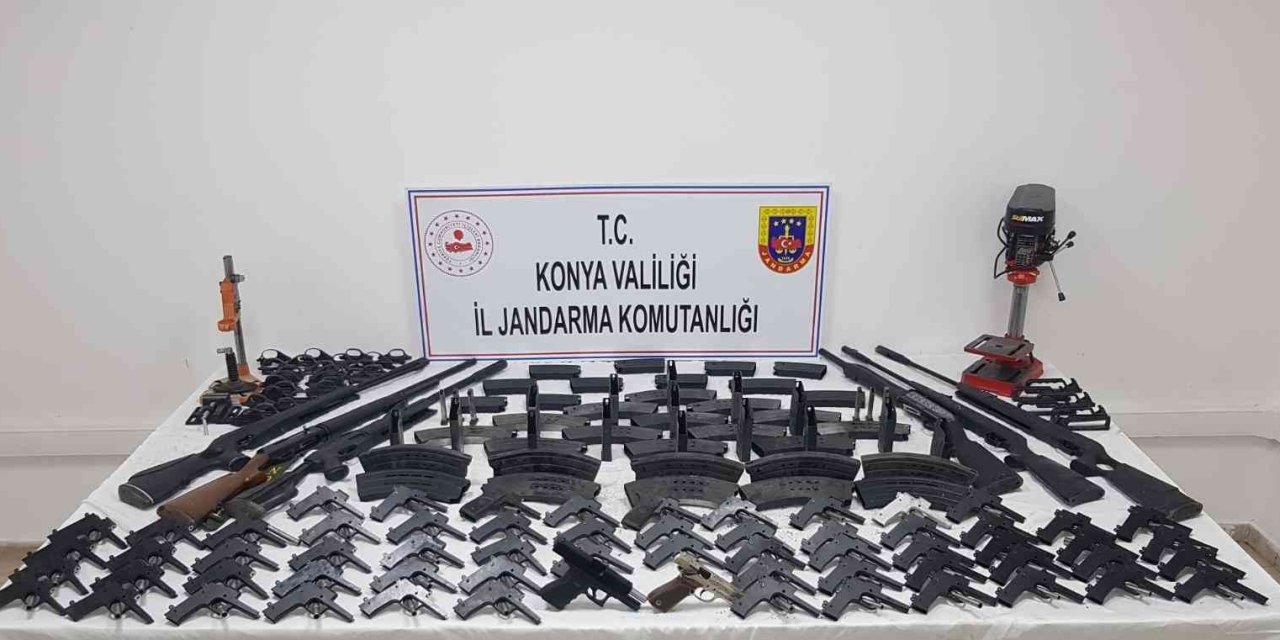 Konya’da Jandarmadan Kaçak Silah Operasyonu