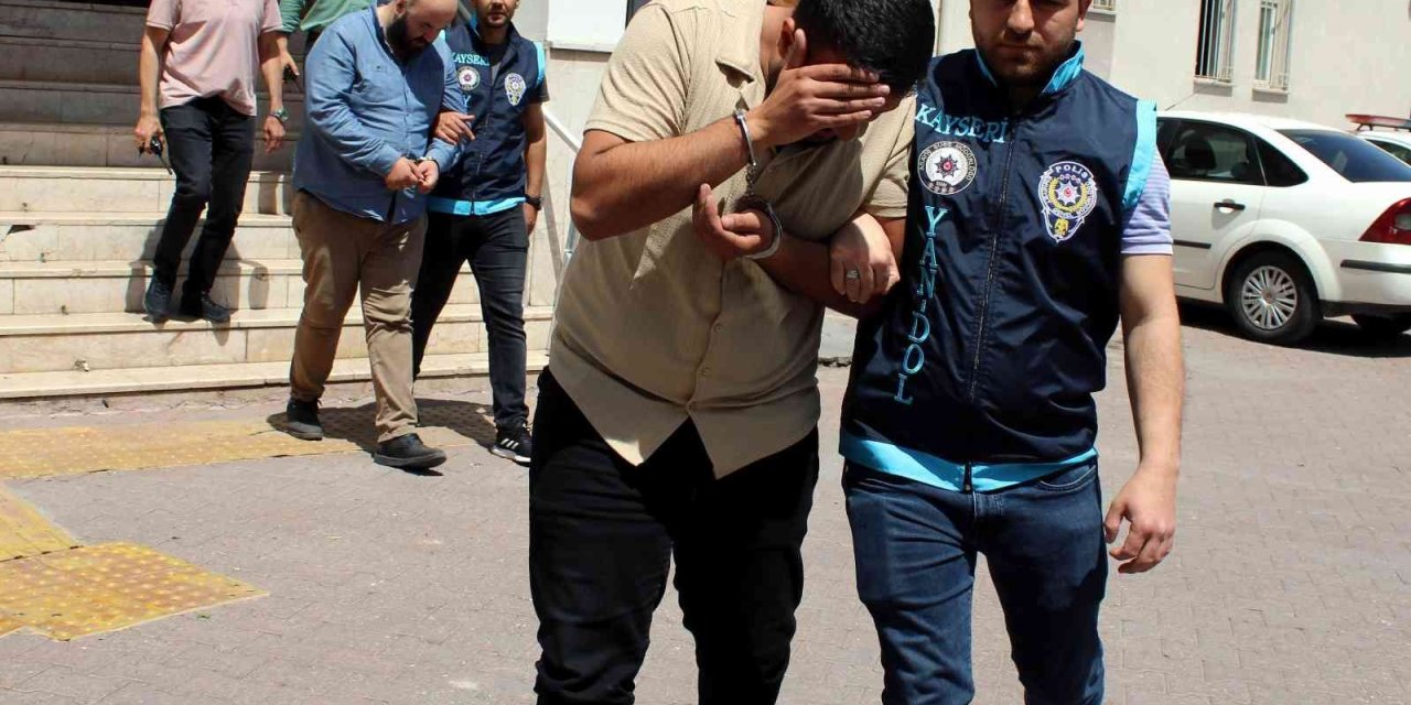 Hayali Dükkanda, Olmayan Yedek Parçalarla Vatandaşları Dolandıran 3 Kişi Tutuklandı