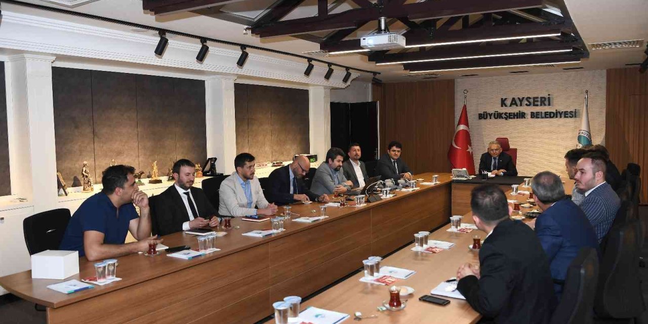 Başkan Büyükkılıç’tan Türk Telekom Bölge Müdürü Ve Yönetimi İle Değerlendirme Toplantısı