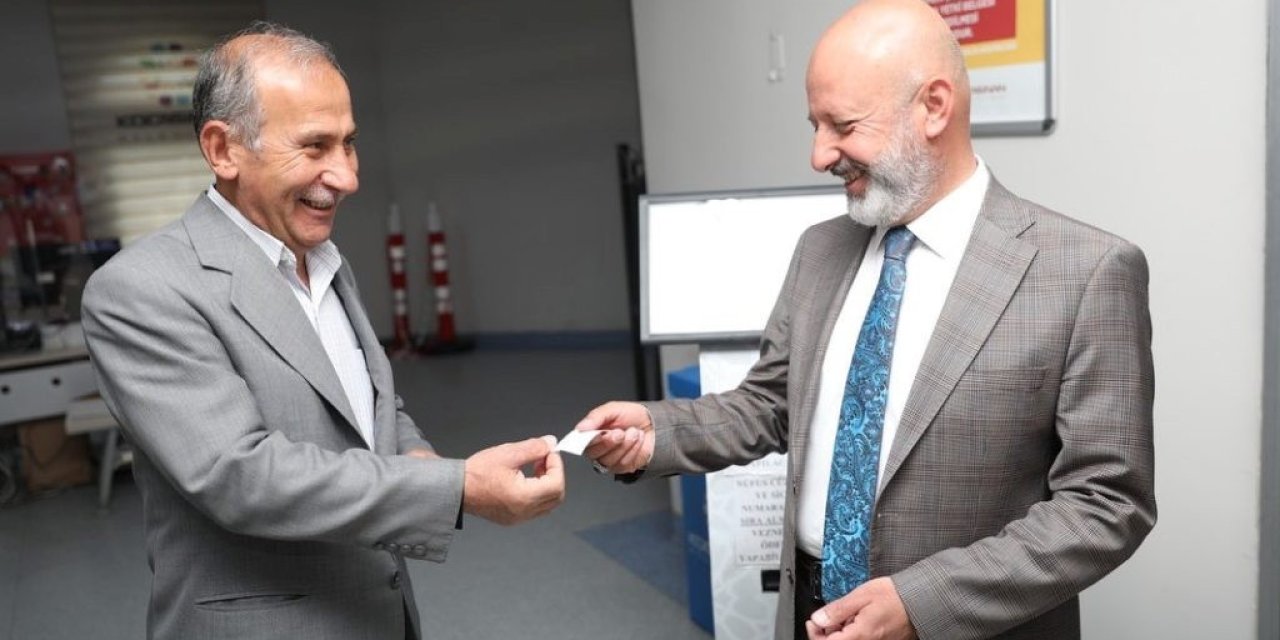 Başkan Çolakbayrakdar’dan Vatandaşlara Vergi Teşekkürü