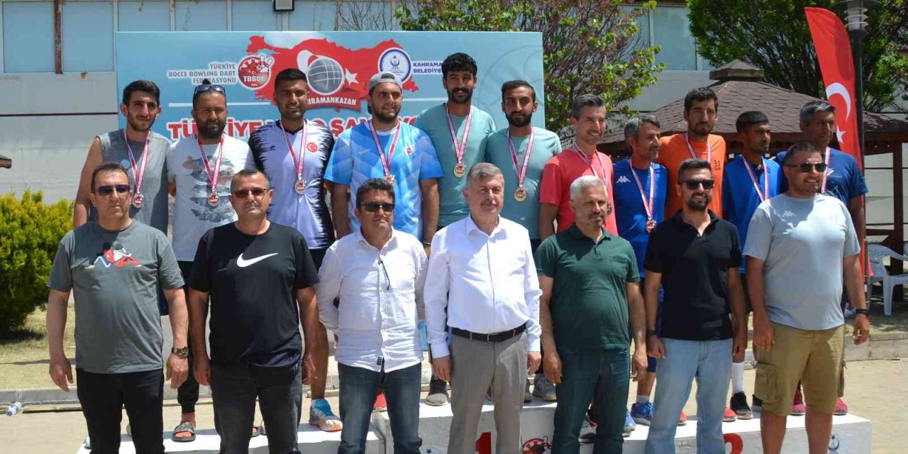 Boccede İki Madalya