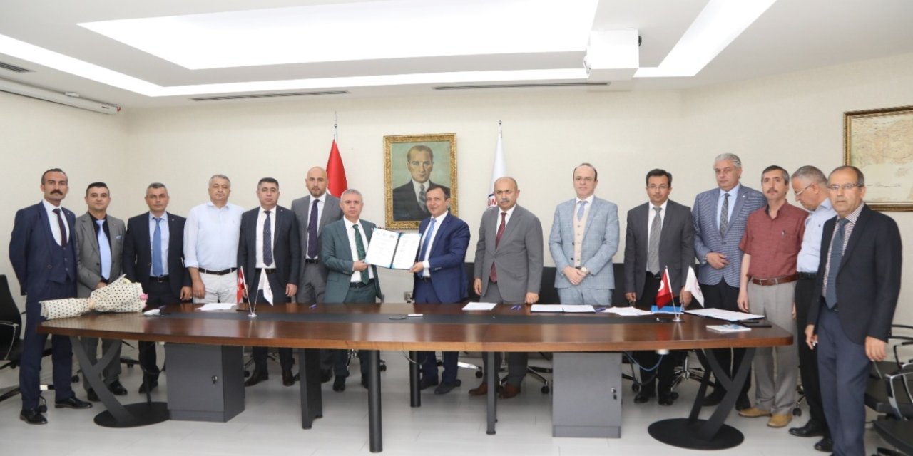 Erü Ve Koop-iş Sendikası Arasında Toplu İş Sözleşmesi İmzalandı