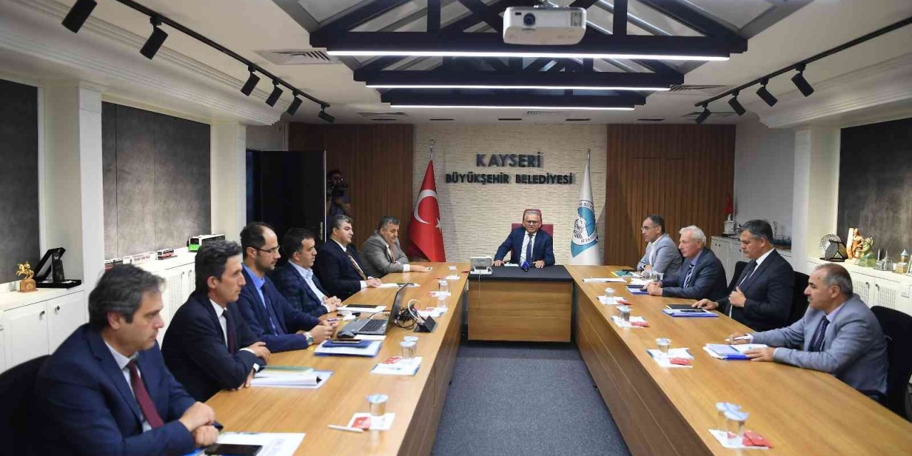 Başkan Büyükkılıç’tan 2022 Yılı ‘yatırım Değerlendirme Zirvesi’