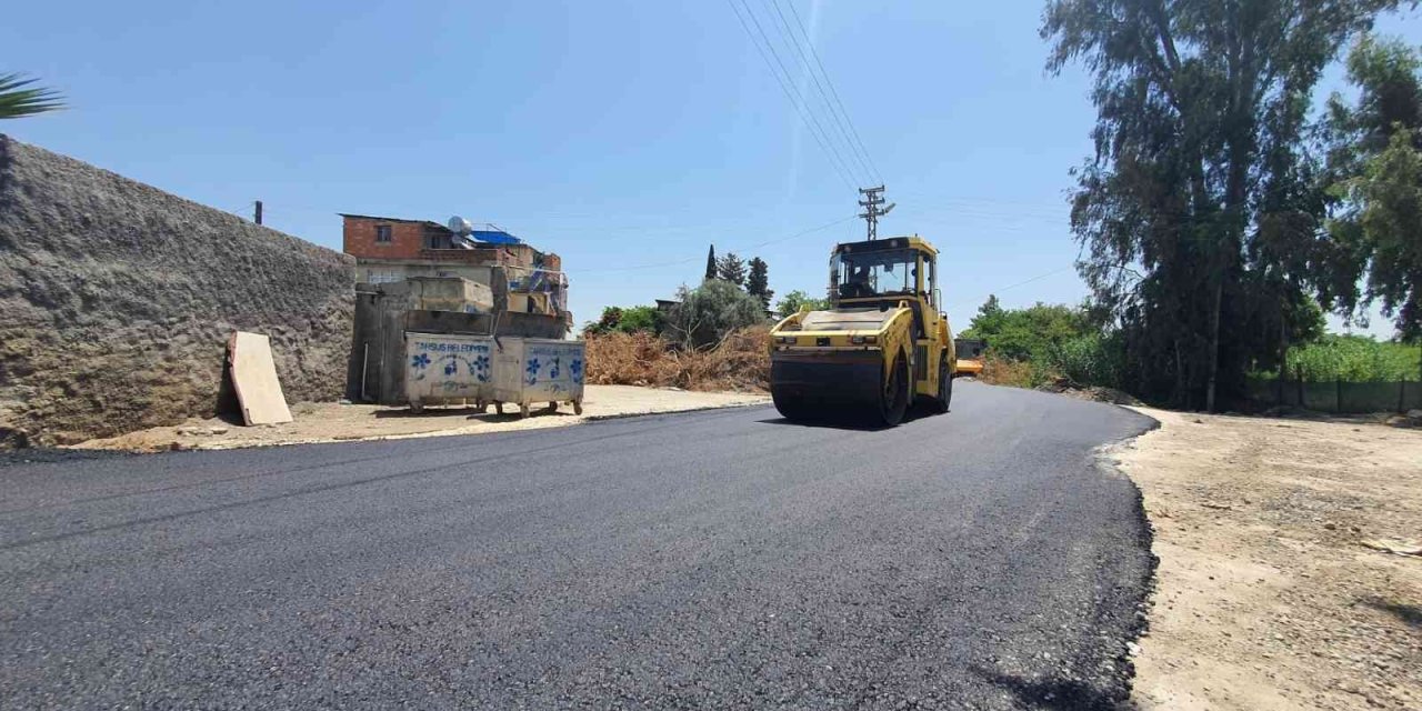 Mersin’de Asfaltlama Çalışmaları Sürüyor