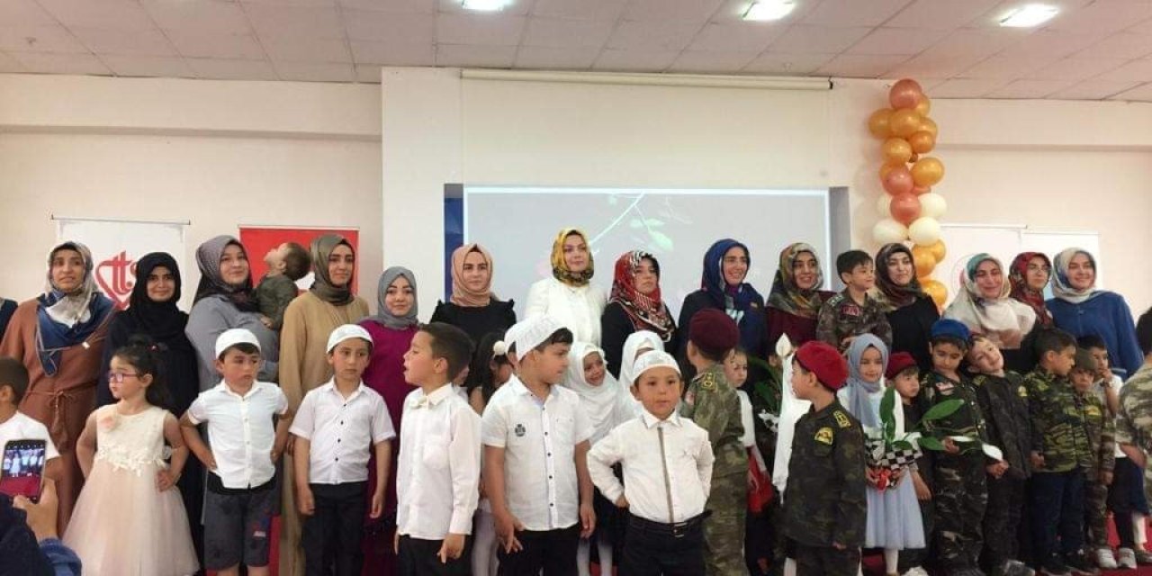 Tomarza’da Kuran Kurslarının Yıl Sonu Etkinliği Düzenlendi