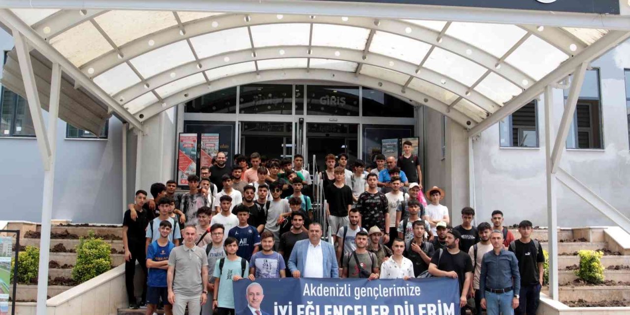 Akdeniz Belediyesinden Gençlere Çanakkale Ve Kapızlı Gezisi