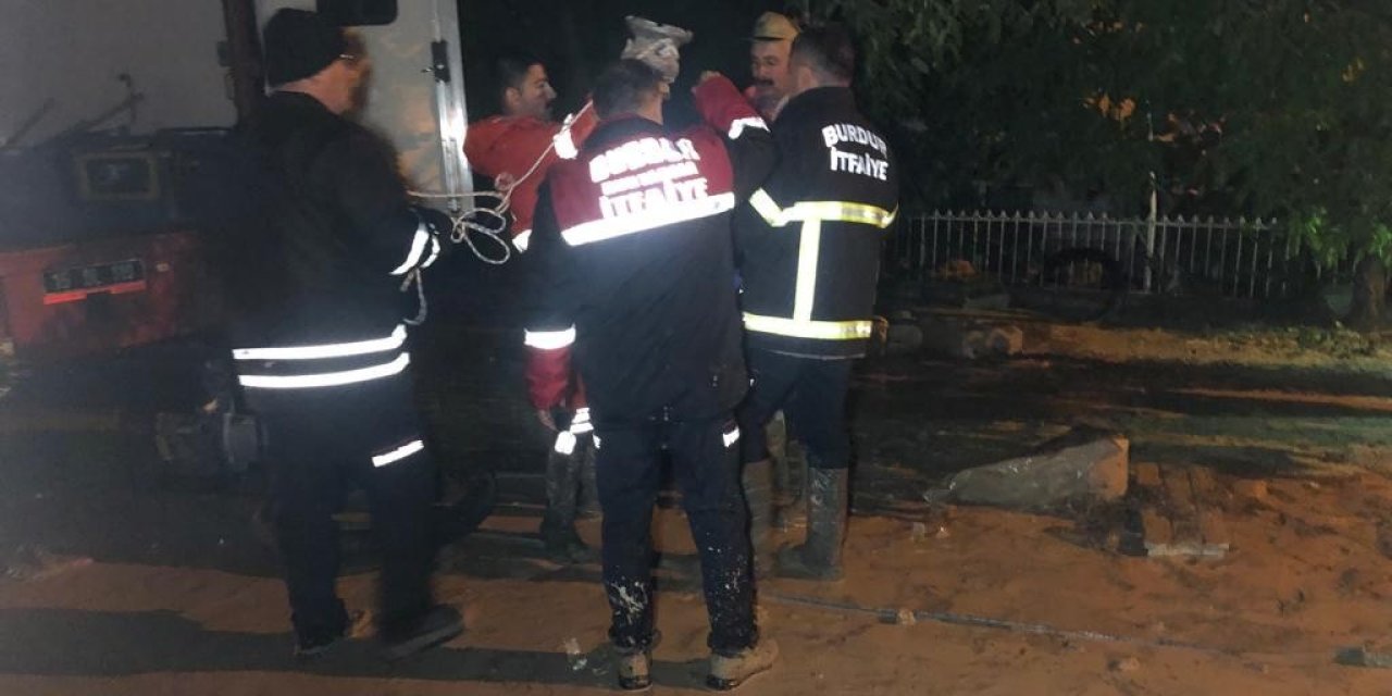 Burdur’da Su Baskını: 1 Ölü, 1 Yaralı