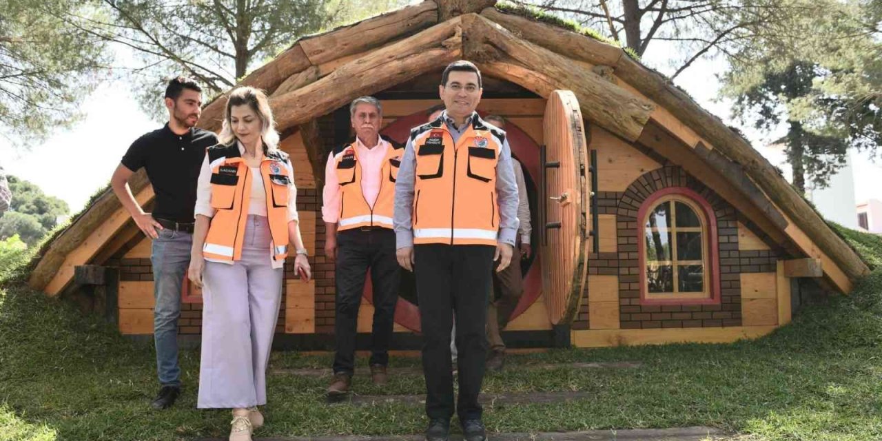 Dokumapark’a  Bir Kütüphane Daha Kazandırıyor