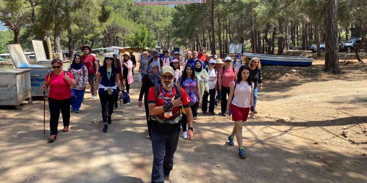 Kepez’den Korsan Koyu Ve Gelidonya Feneri’ne Doğa Yürüyüşü