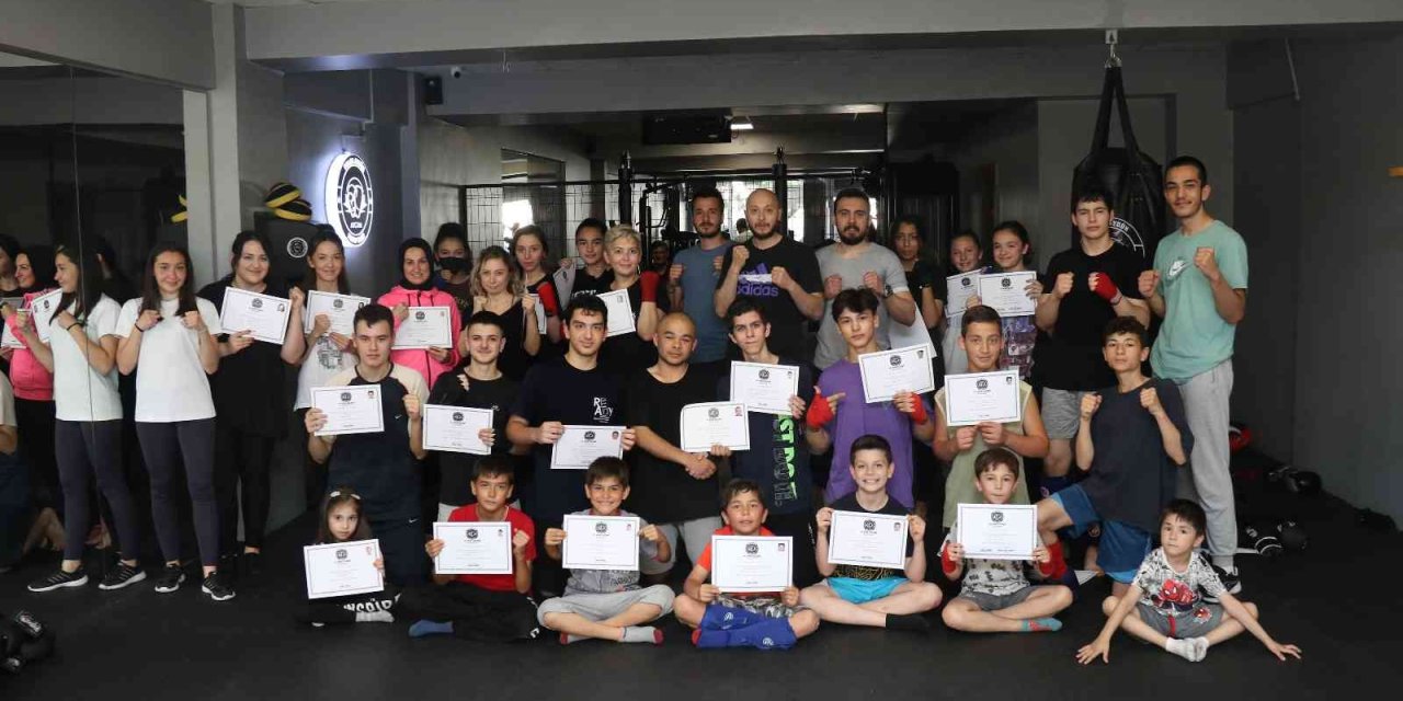 Eskişehirli Sporcuların Yeni Kuşak Sevinci