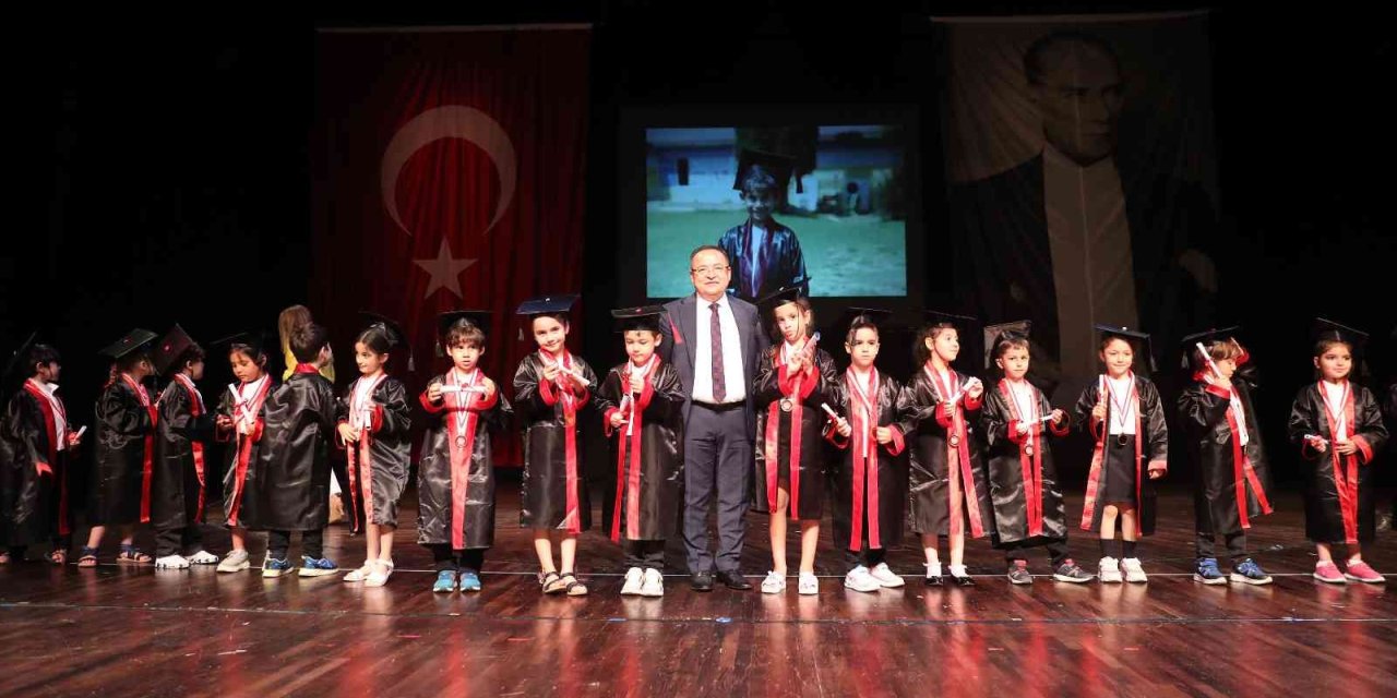 Büyükşehir Belediyesi Kreş Minikleri Kep Attı