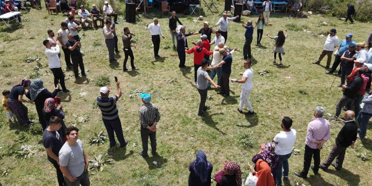Emiruşağı-karapınar Yayla Şenliği Yapıldı