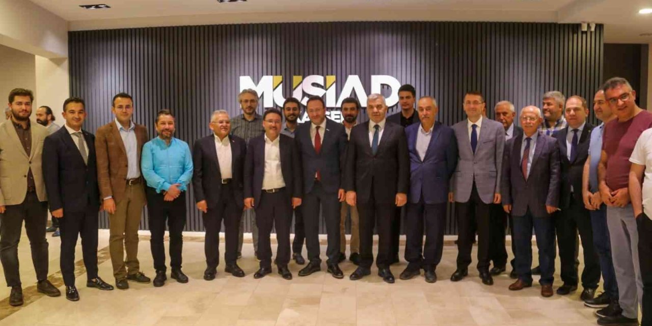 Vali Çiçek, Müsiad Kayseri Şubesi’nin Genişletilmiş İstişare Toplantısına Katıldı