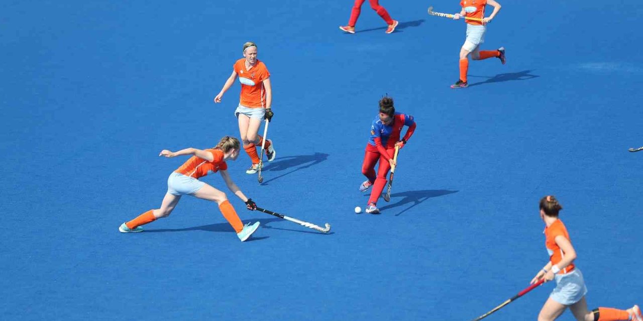Alanya’da Avrupa Kadınlar Açık Kulüpler Hokey Şampiyonası Yapıldı