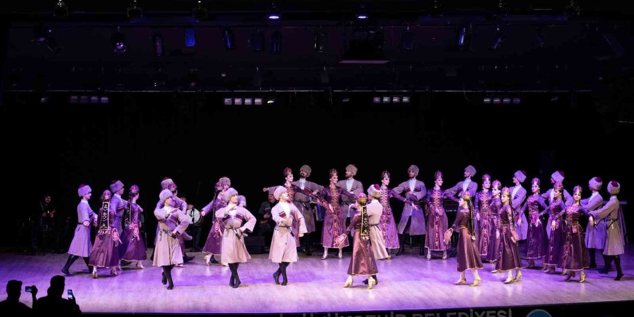 Başkan Büyükkılıç, Kafkas Derneği’nin Kültür Gecesi’ne Katıldı