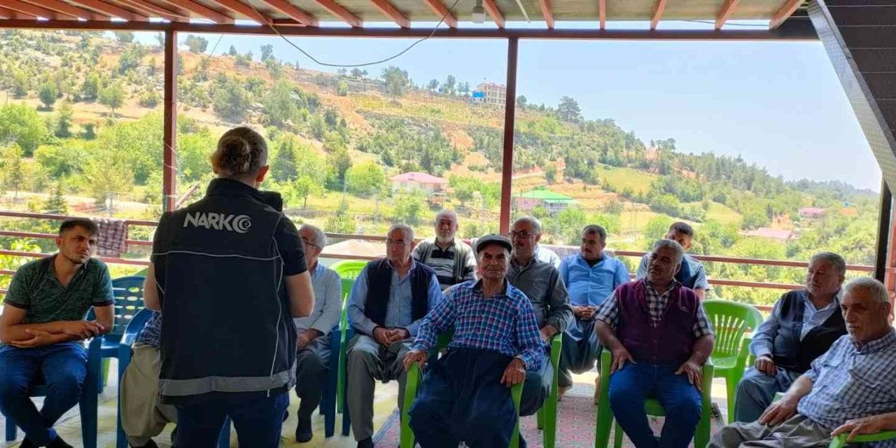 Mersin’de "en İyi Narkotik Polisi Anne" Eğitimi Verildi