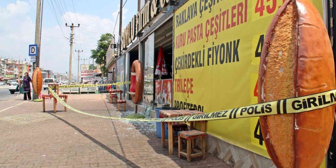 Fırıncı, Ucuz Ekmek Satan Fırını Kurşunladı