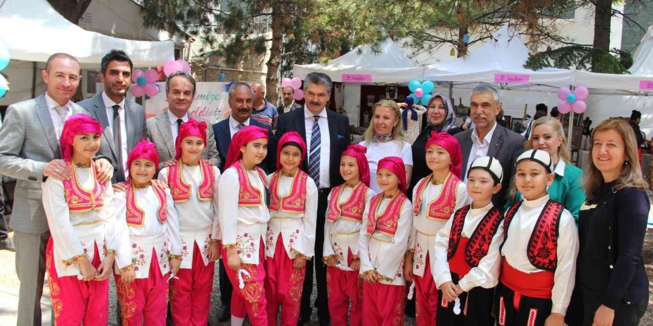 Odunpazarı Halk Eğitim Merkezi Yıl Sonu Sergisi