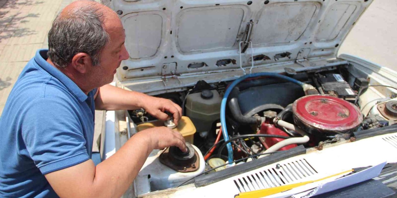 Otomobiline Kurduğu Sistemle Yakıttan Yüzde 50 Tasarruf Sağlıyor