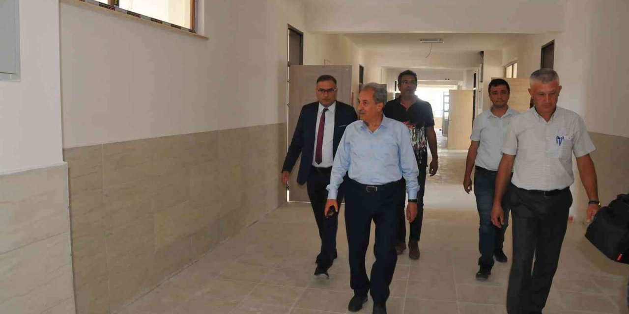 Başkan Akkaya Yeni Lise Binalarında İncelemelerde Bulundu