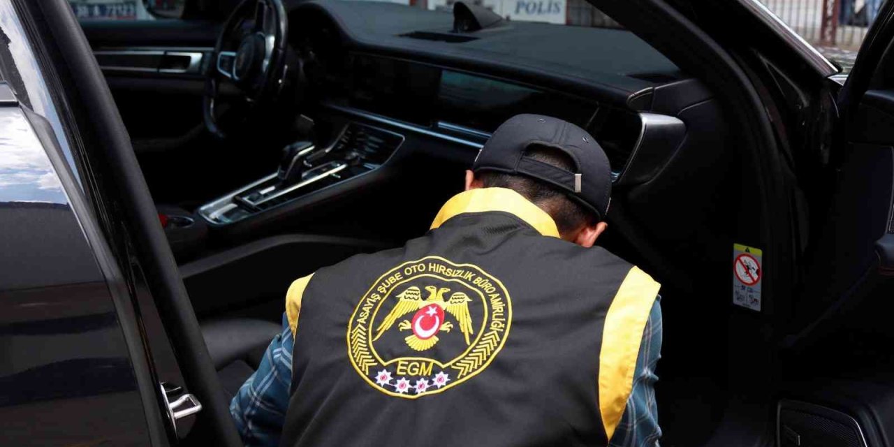 10 Milyon Tl Değerinde Porsche Çalmışlar