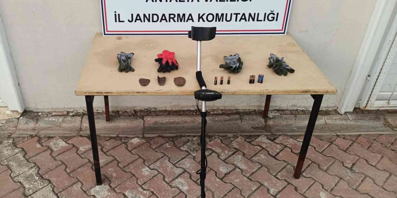 Sit Alanında Dedektör Cihazı Bulundu: 3 Gözaltı