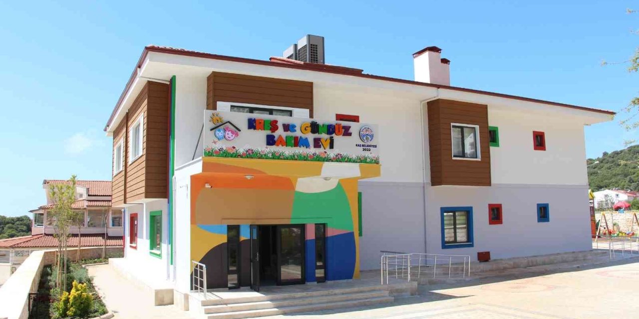 Kaş Belediyesi Kreş Ve Gündüz Bakımevi Minikleri Ağırlamaya Hazırlanıyor