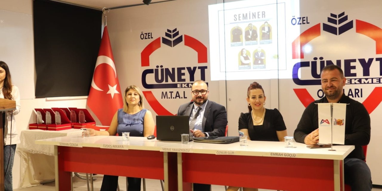 Kariyer Merkezinden Lise Öğrencilerine Seminer