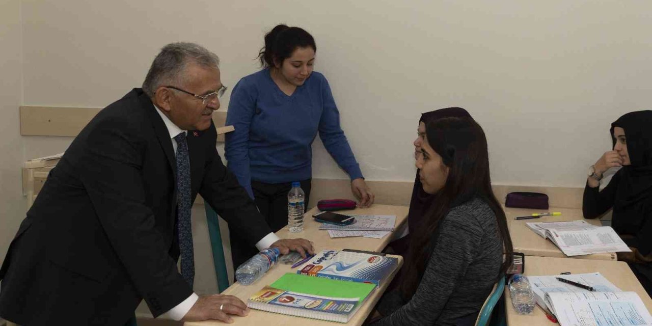 Büyükşehir Kaymek Yaz Kursları’na Bir Haftada 5 Bin Kayıt