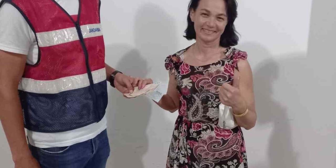 Turistin 800 Tl’sini Gasp Eden Şüpheli Yakalandı