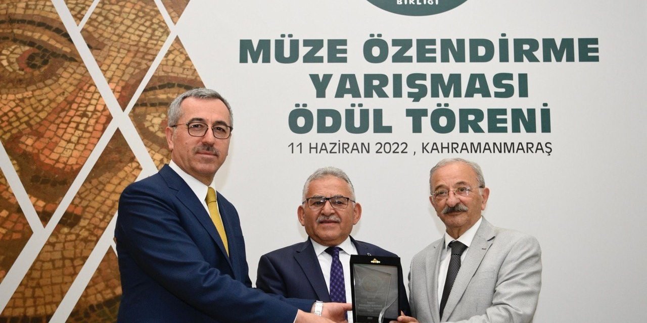Başkan Büyükkılıç, Kahramanmaraş’tan Ödülle Döndü