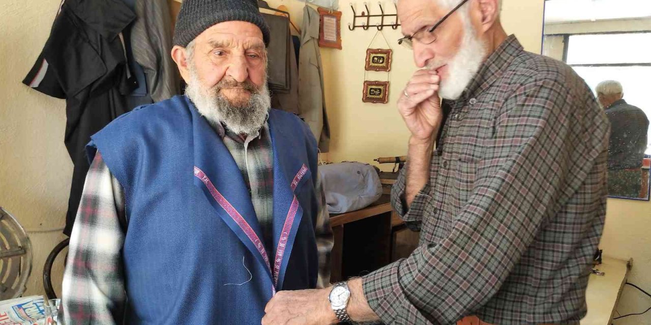 Polis Olmak İçin Çıktığı Yolda Terziliğe Karar Kıldı