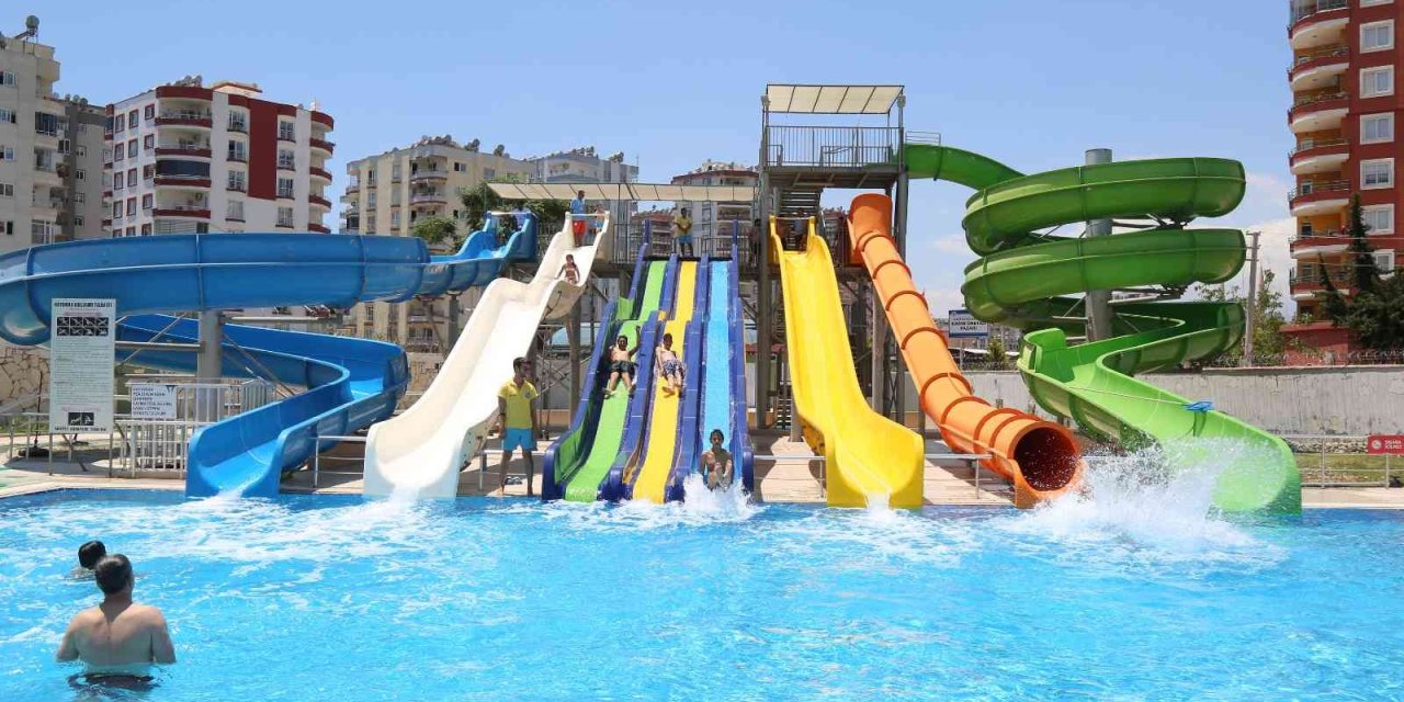 Mezitli Belediyesi Su Dünyası Sezonu Açtı