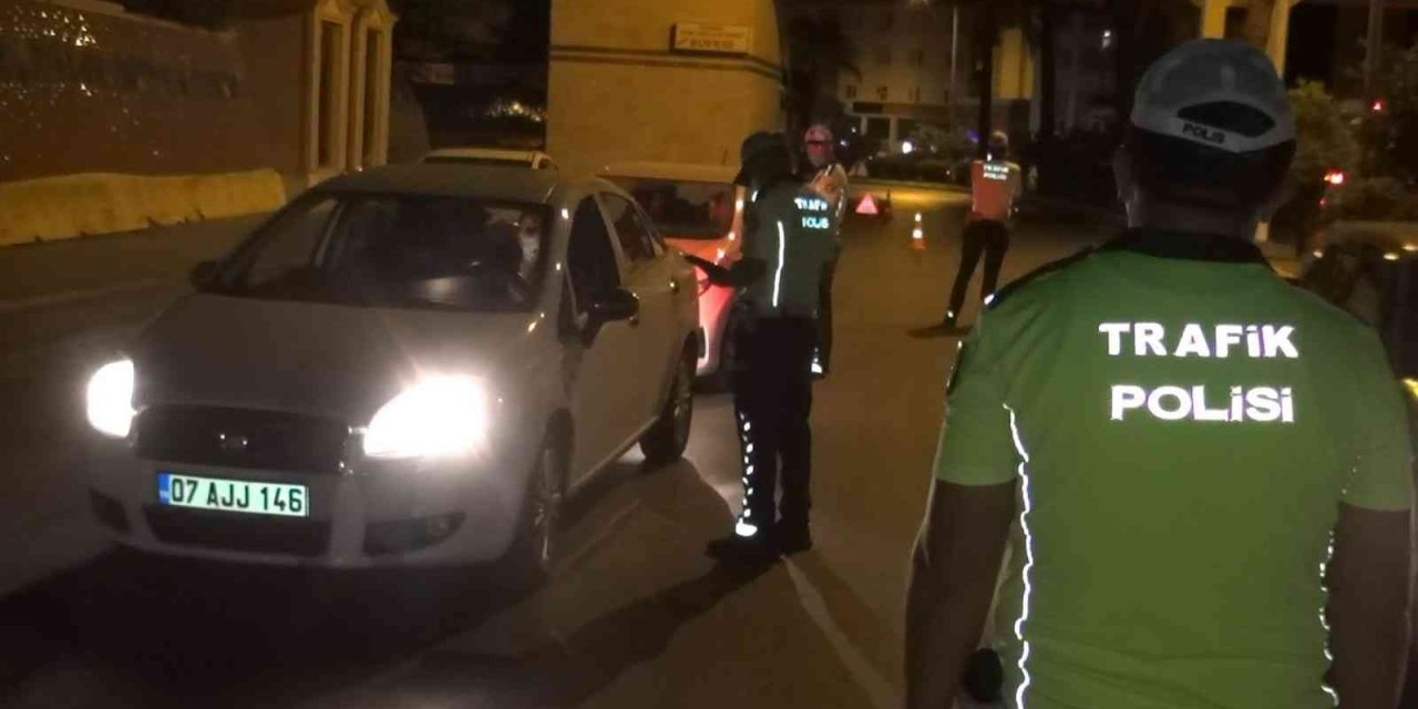 Antalya’da Sürücülere Alkol Kontrolü