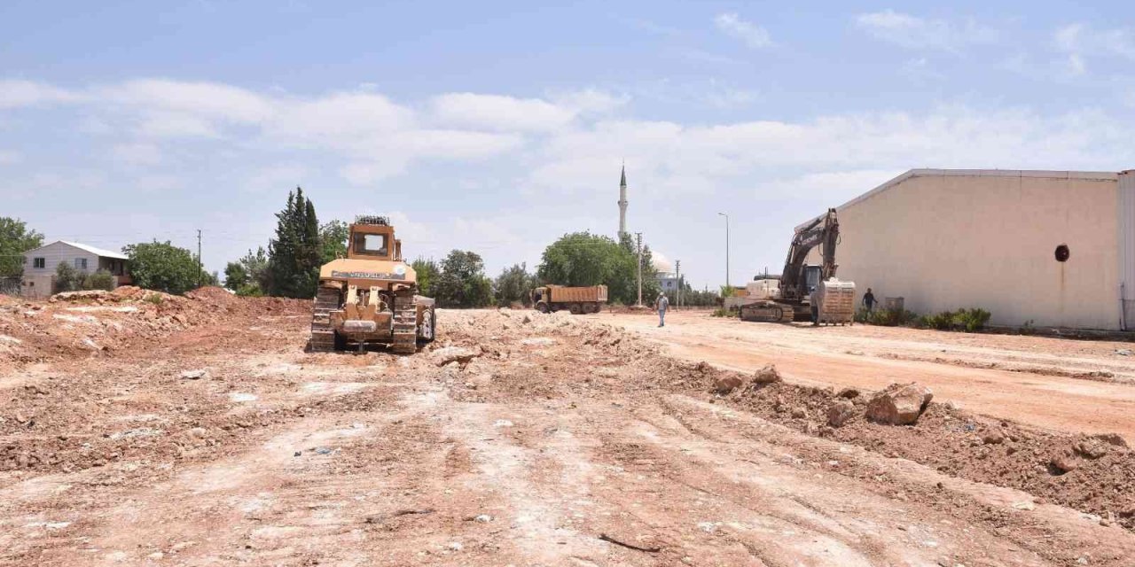 Gaziler Sanayi Sitesi’ne Yeni Yollar Yapılıyor