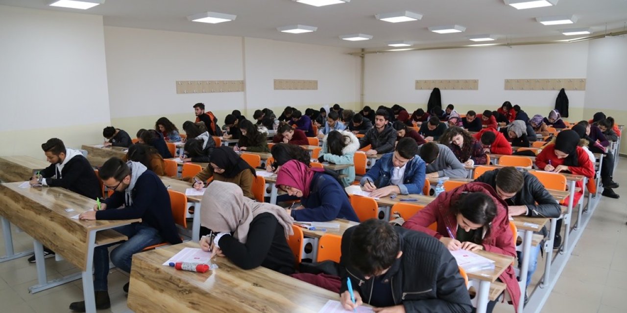 2022 YKS’ye Aksaray’da 22 Bin 655 Aday Katılacak