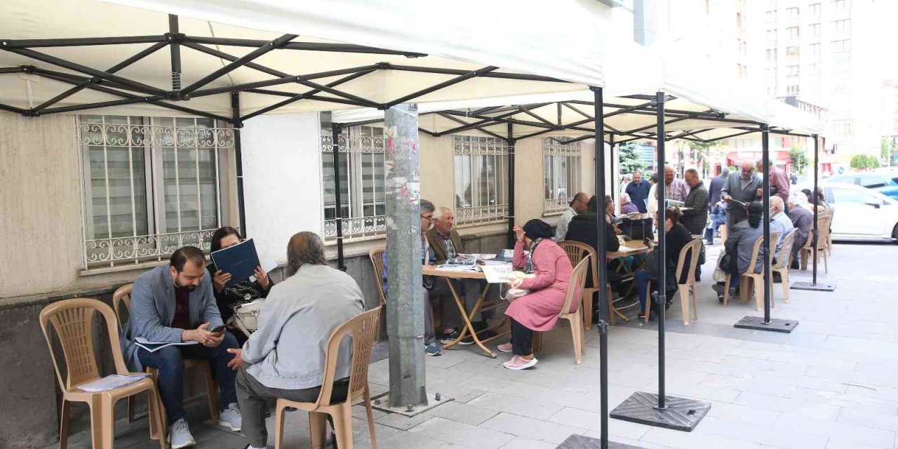 Büyükşehir’in Sahabiye Kentsel Dönüşüm Projesi 3’üncü Etabı Uzlaşma Görüşmelerine Yoğun İlgi