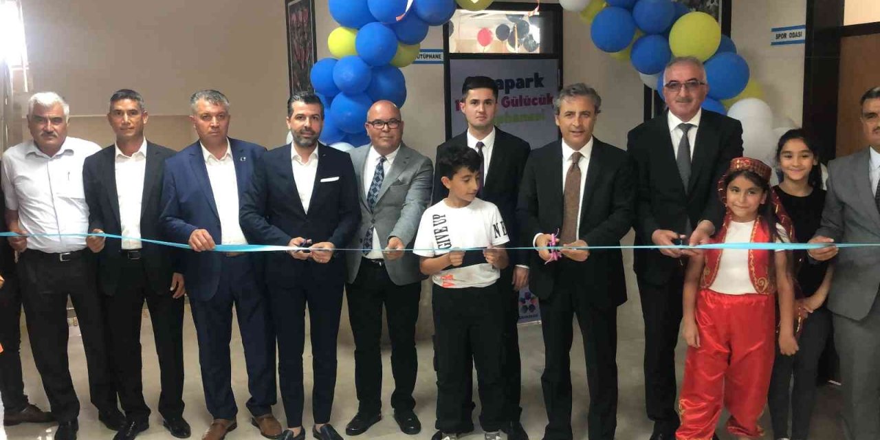 Huzurkent’te 100bin Gülücük Kütüphanesi Açıldı