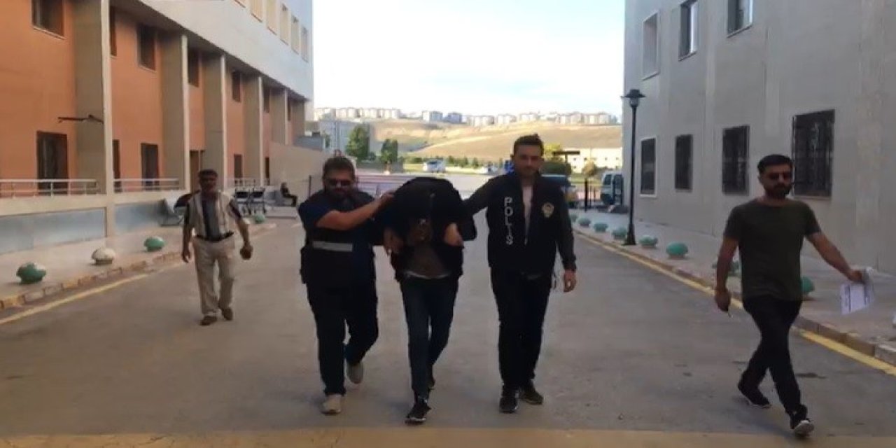 Konya'da Aranan Şahıs Polise Bıçakla Saldırdı