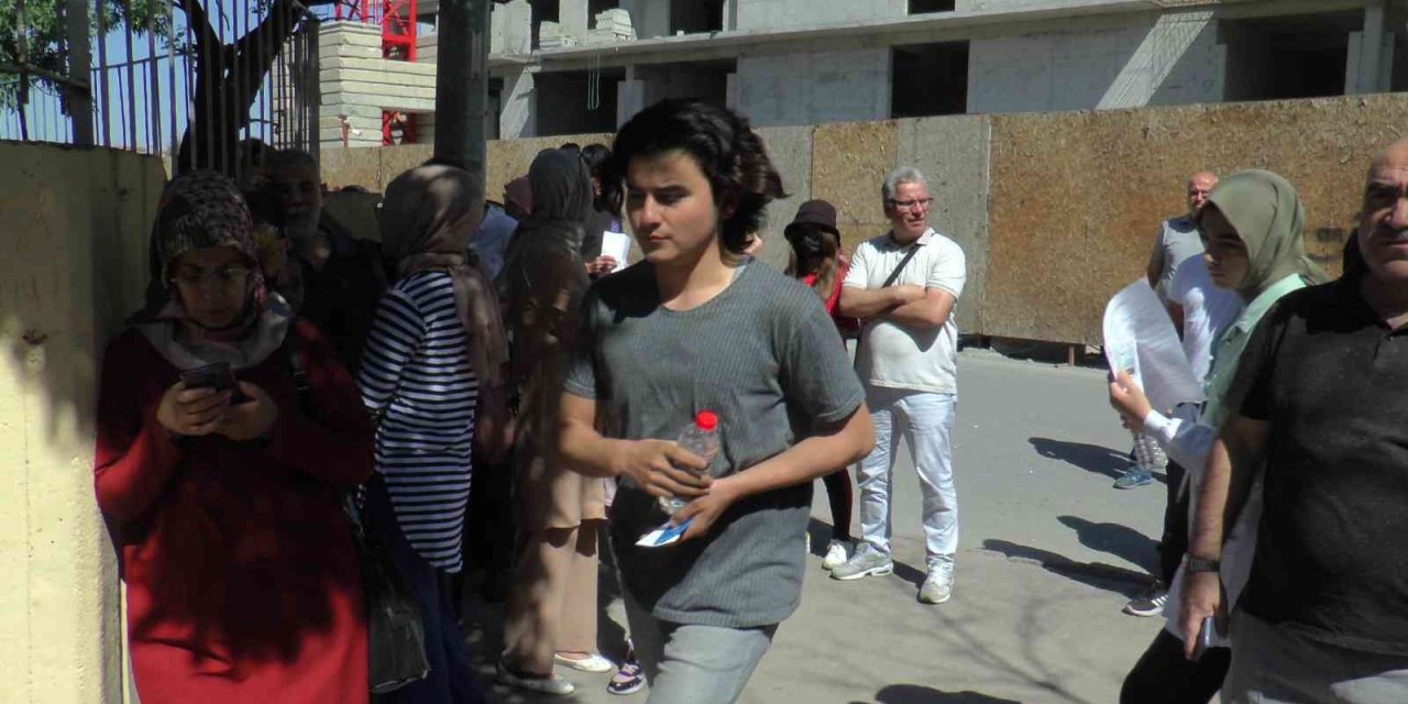 Kayseri’de Yks Heyecanı 2’inci Oturumla Devam Etti