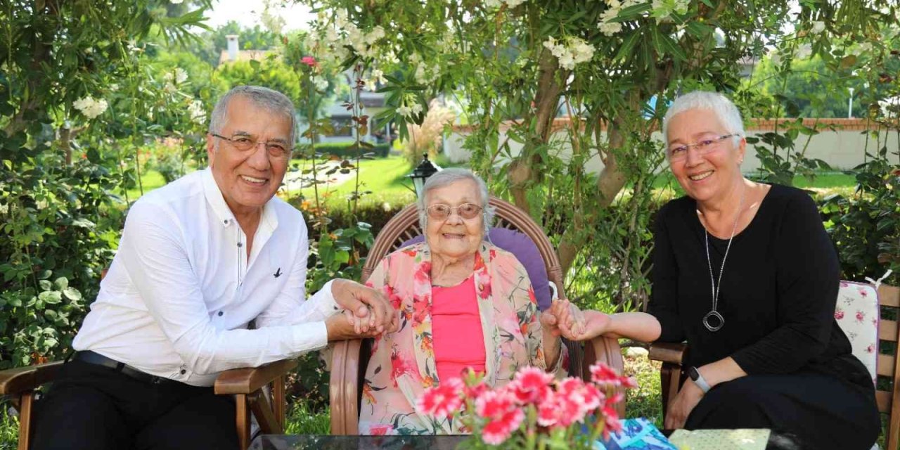 Sümerolog Muazzez İlmiye Çığ 109 Yaşına Girdi