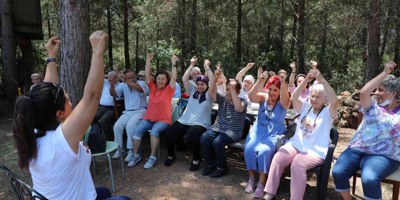 Parkinson Hastaları Piknikte Moral Buldu