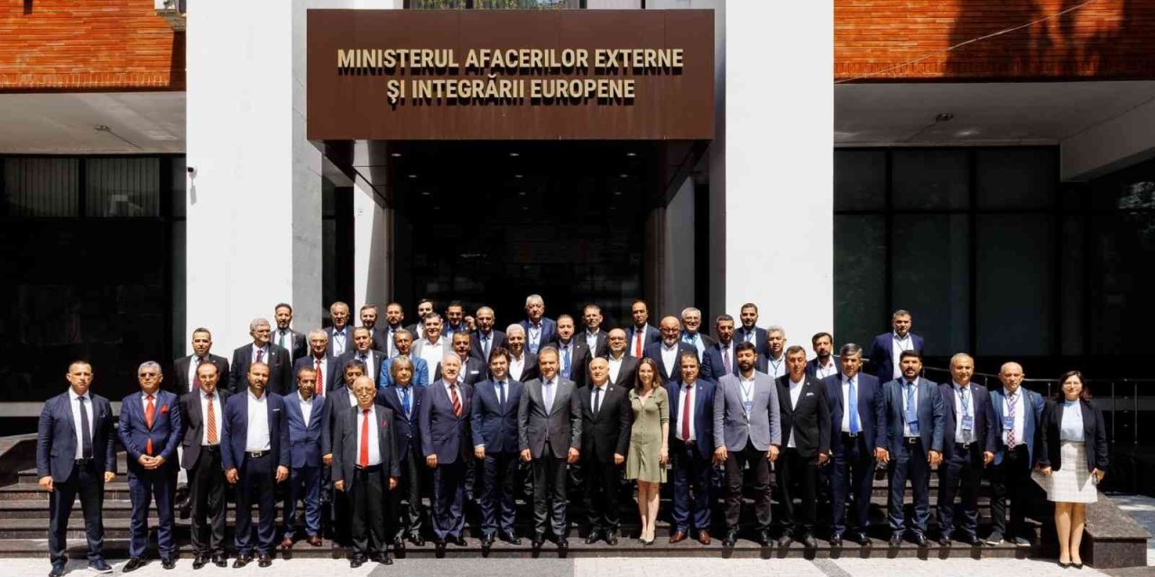 Başkan Seçer, Moldova’da Temaslarda Bulundu