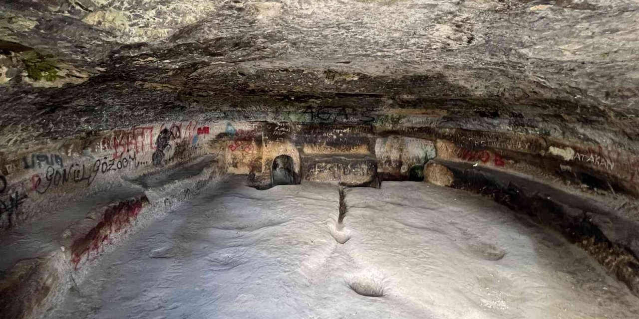 1200 Yıllık Yeraltı Şehri Vandalların Hedefi Haline Geldi