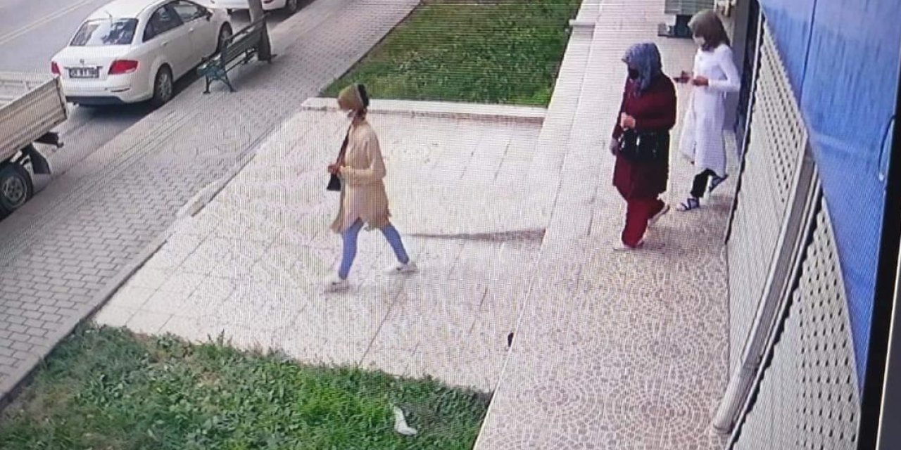 Bu Kadınlar Sadece Para Ve Ziynet Eşyası Çalıyor