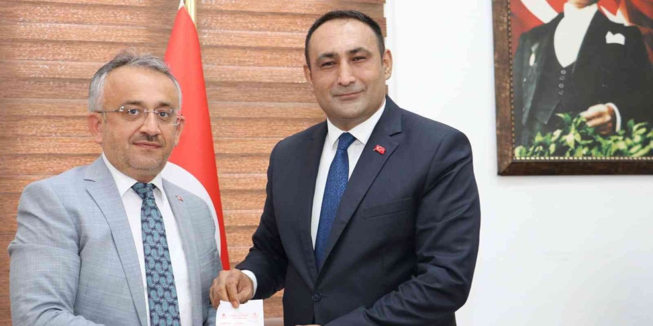 Başkan Yılmaz, Türkiye Diyanet Vakfına Kurban Bağışında Bulundu