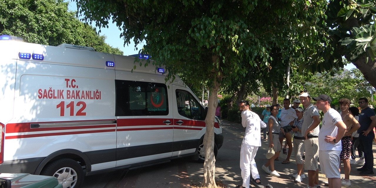 Serinlemek İçin Denize Giren Alman Turist  Boğuldu