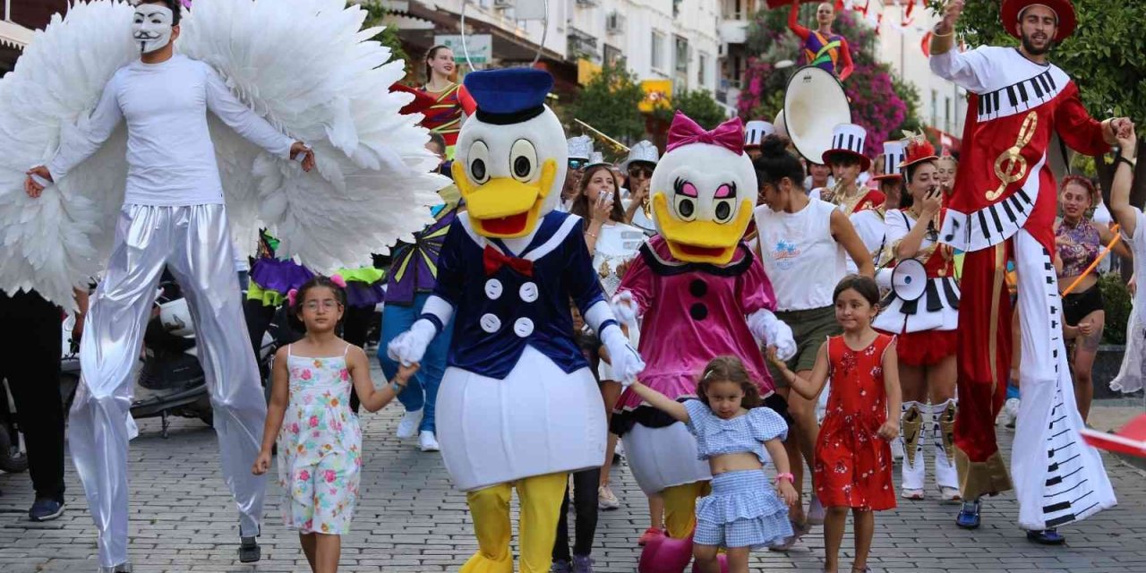 23. Uluslararası Likya Kaş Kültür Ve Sanat Festivali Başladı