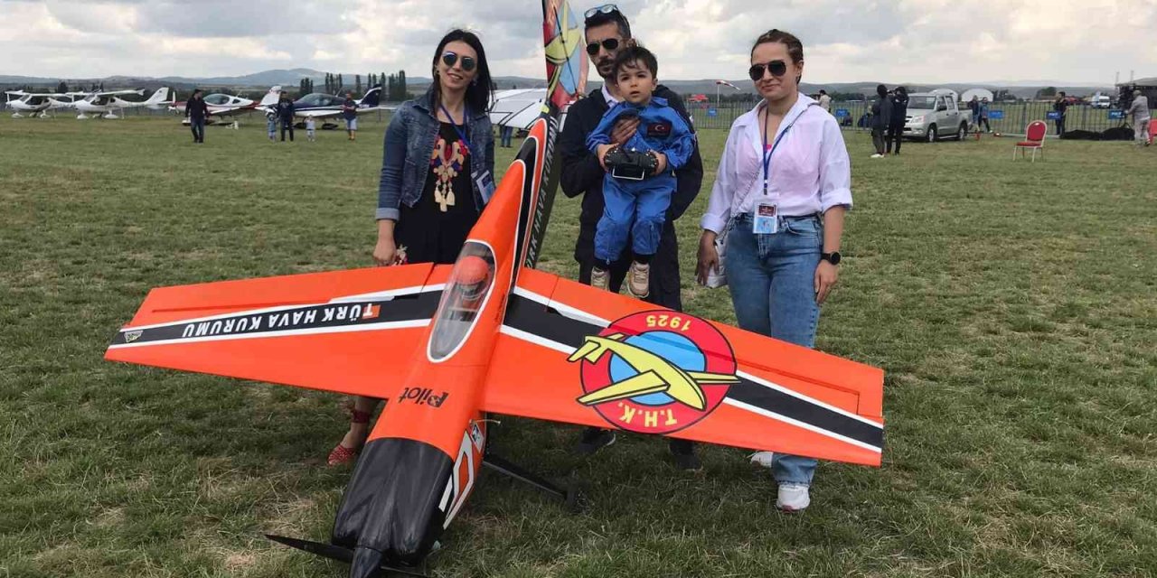 İlk Kez Düzenlenen Festivalde Pilotlar Nefes Kesti