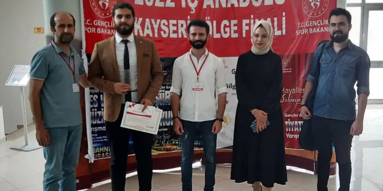 Karamanlı Gençler Kültür Ve Sanat Yarışmaları’ndan Derecelerle Döndü